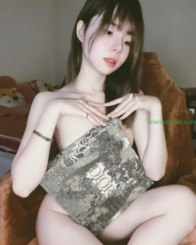  55+ bộ sưu tập nude gái xinh Vy Ngô lộ ...