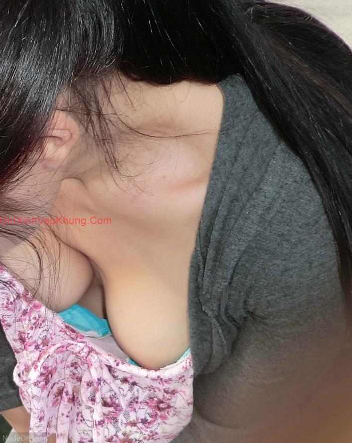 hình ảnh chụp lén nữ sinh lộ ngực sexy