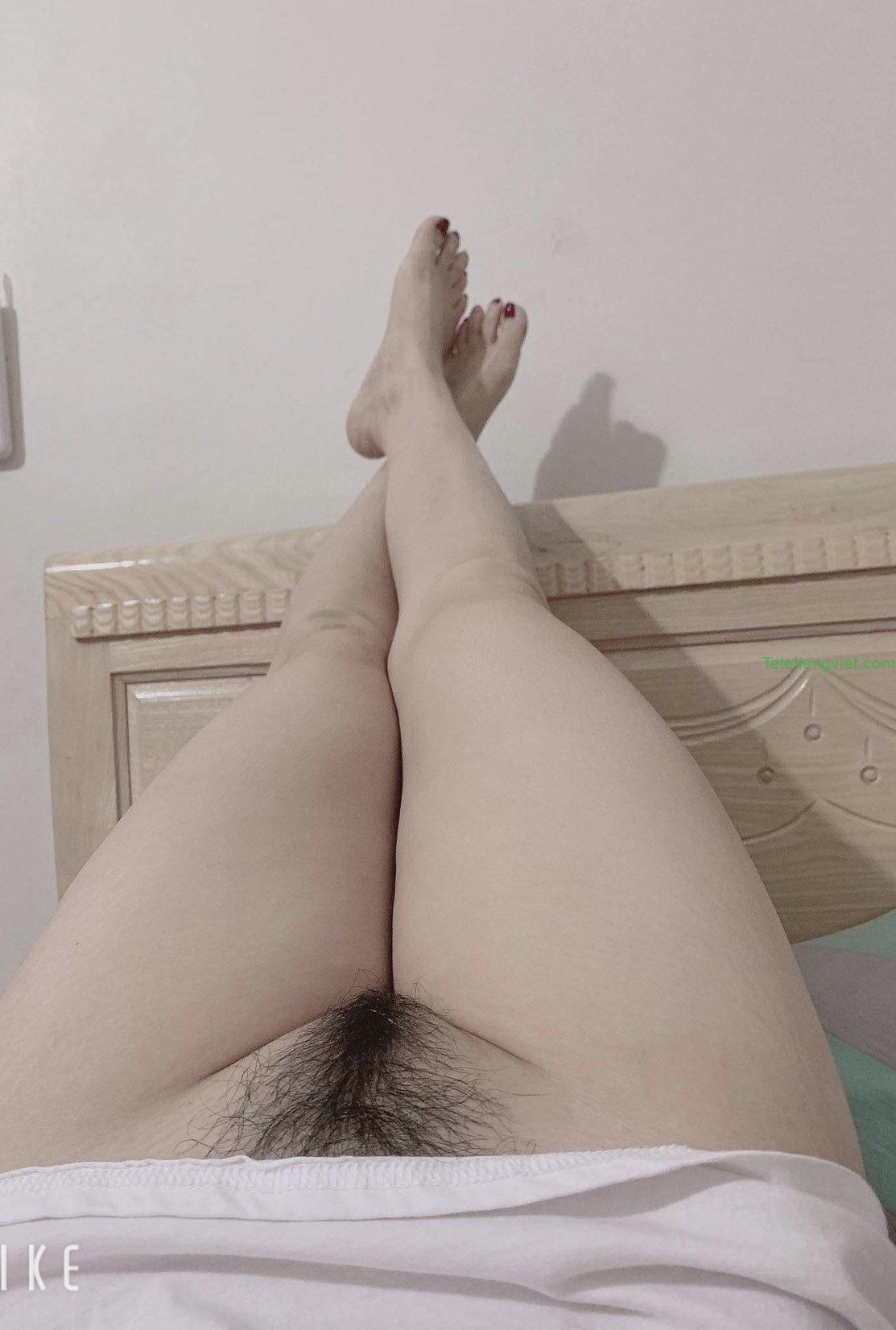 Gai viet show hang